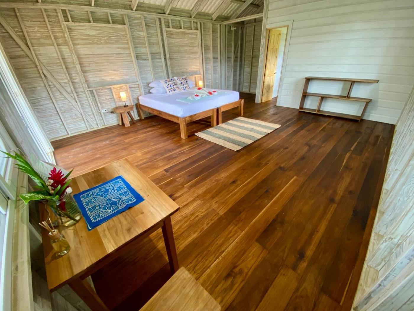 Bird Island Bungalows Bocas del Toro Exterior foto
